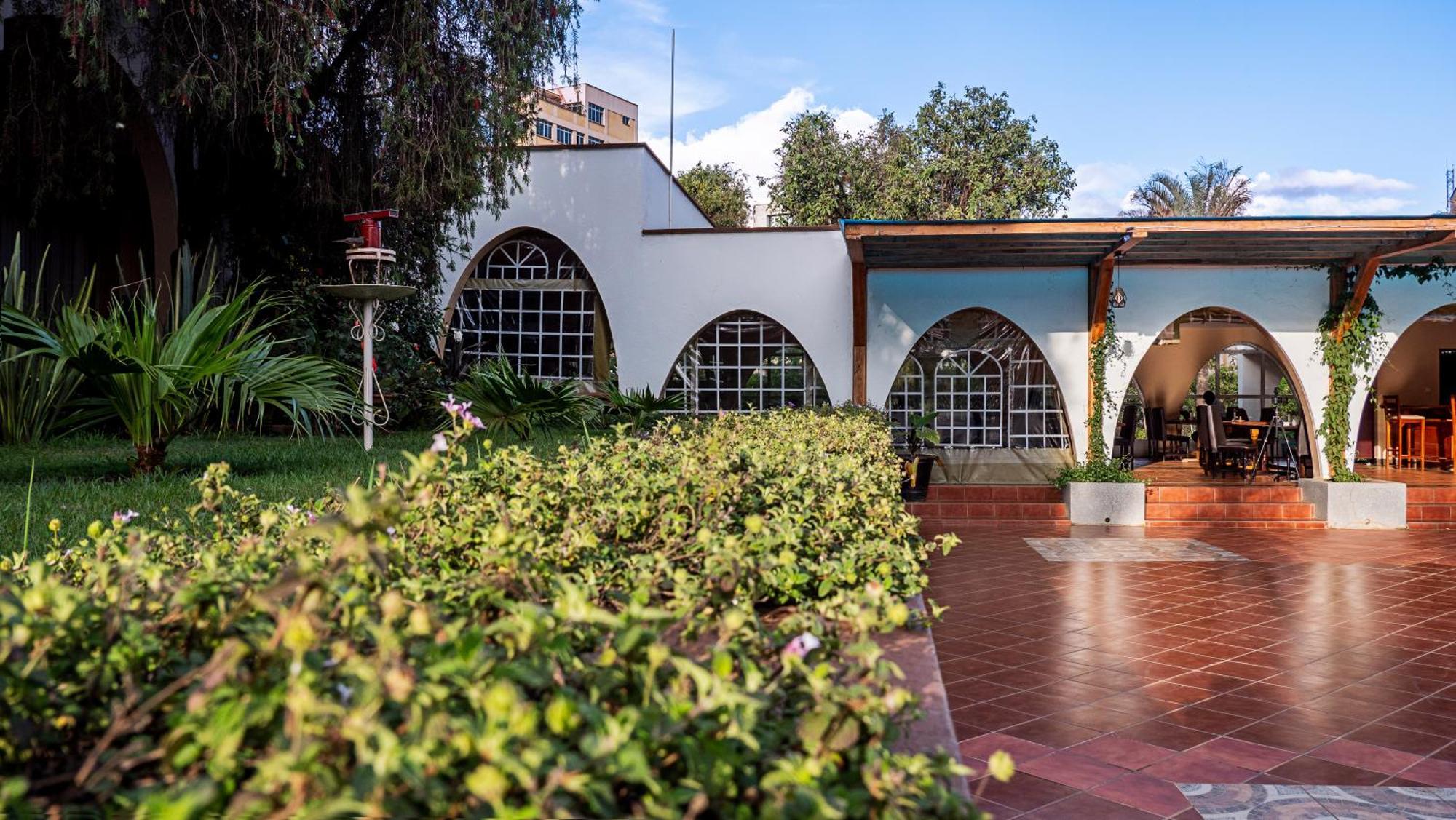 Sirikwa Hotel Елдорет Екстериор снимка