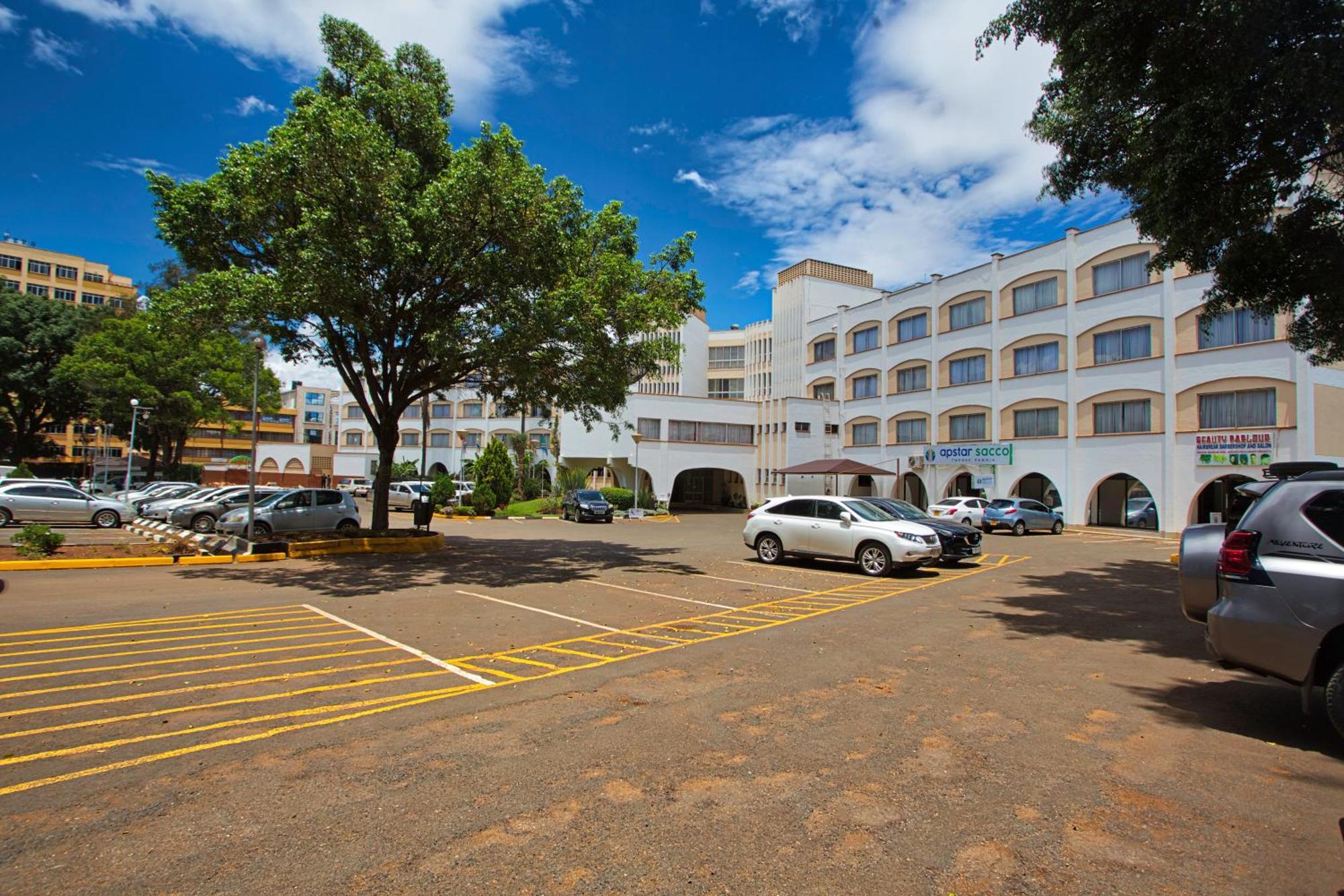 Sirikwa Hotel Елдорет Екстериор снимка