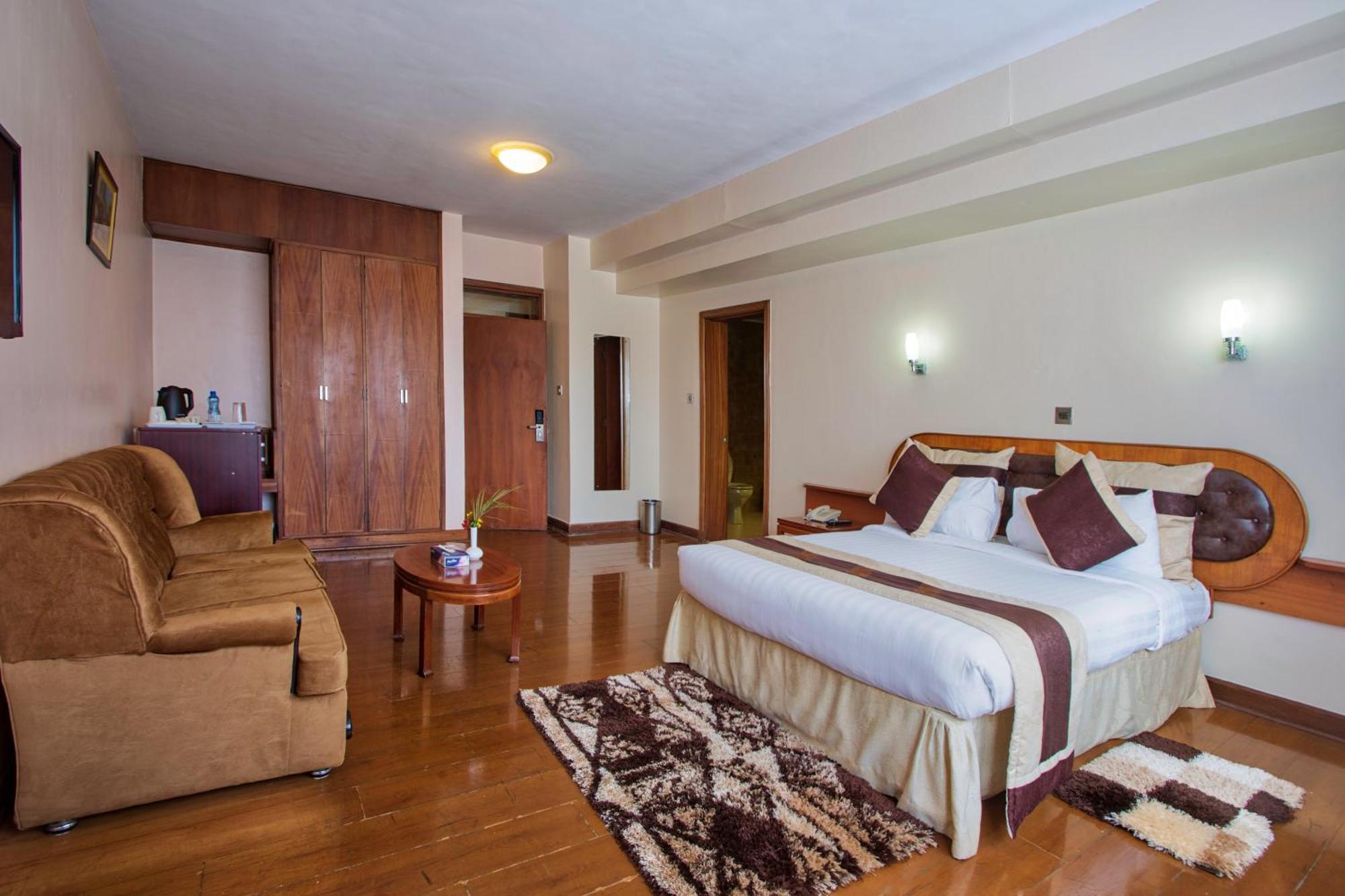 Sirikwa Hotel Елдорет Екстериор снимка