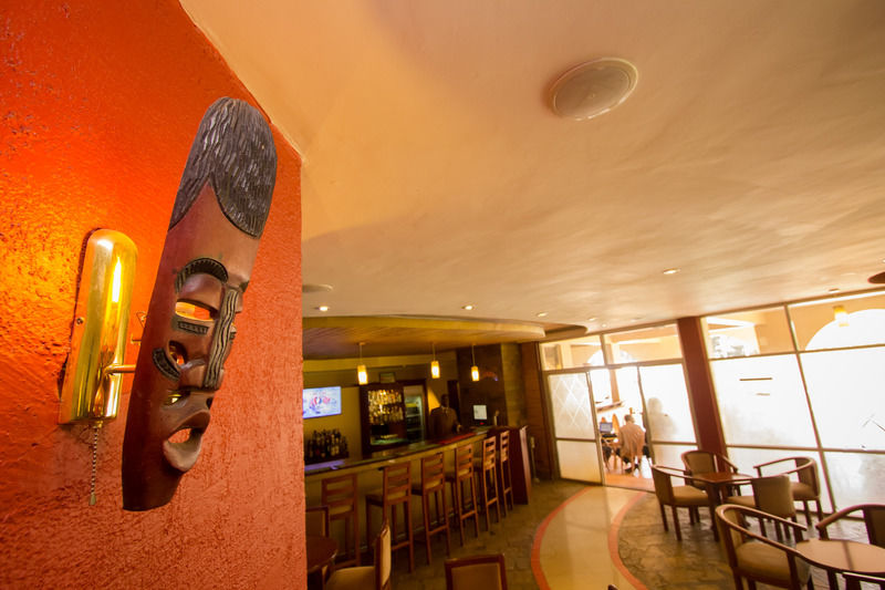 Sirikwa Hotel Елдорет Екстериор снимка
