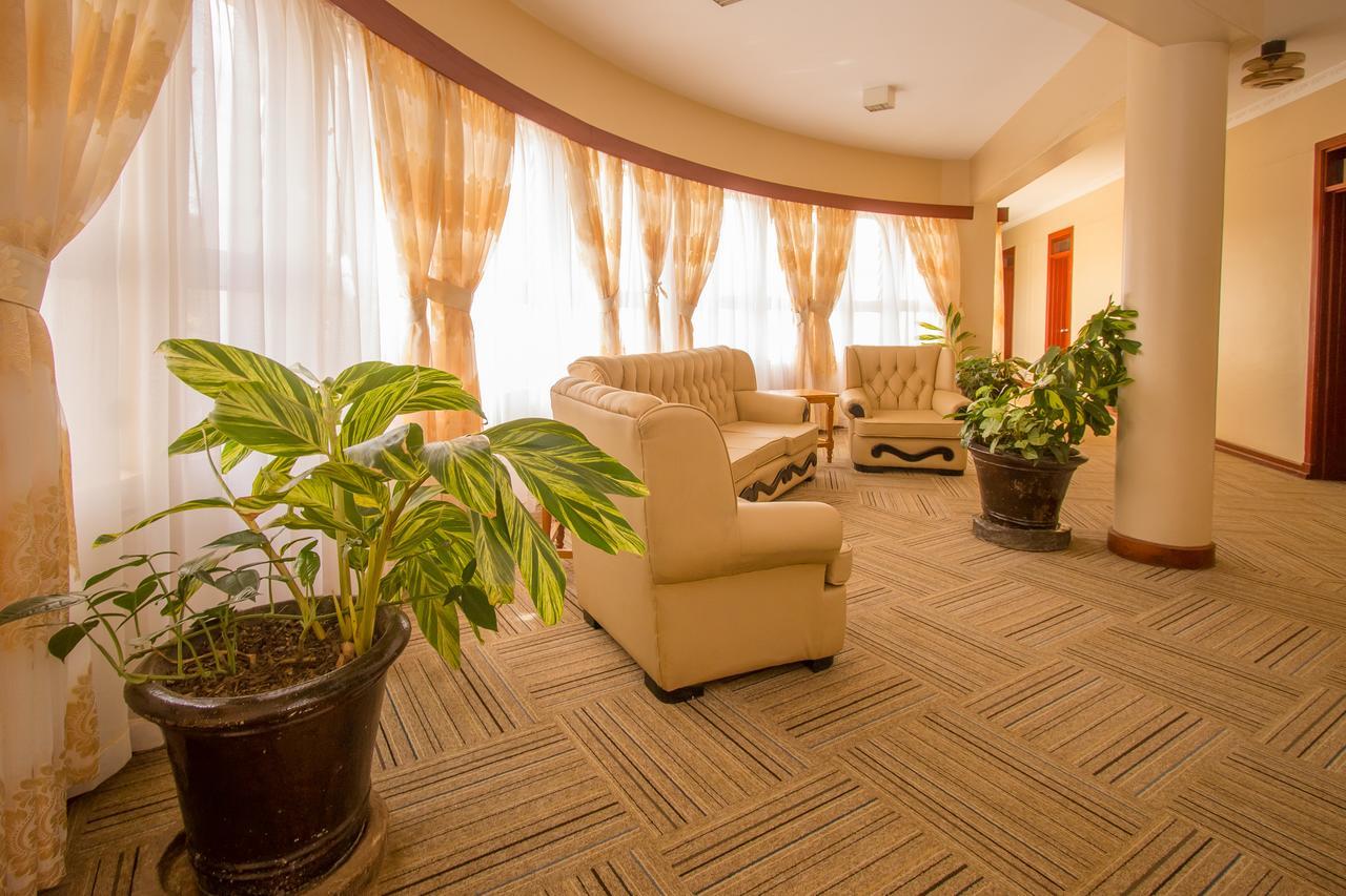 Sirikwa Hotel Елдорет Екстериор снимка