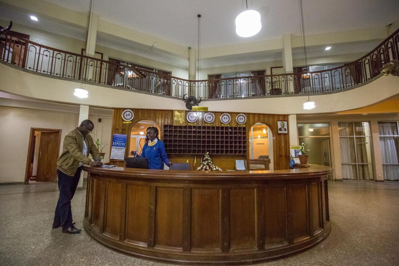 Sirikwa Hotel Елдорет Екстериор снимка